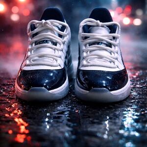 Air Jordan 11 Low “Concord” Blue and White - size 10.5